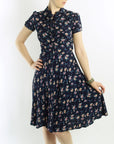 70s Vintage Day Dress Floral Rayon Swingy 40s Inspired Women's Small VFG