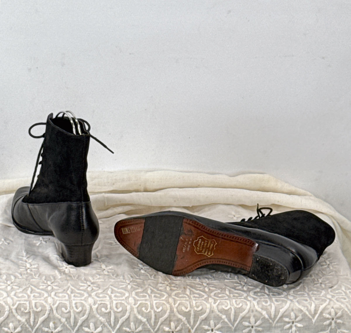 Victorian Style Short Laceup Boots Booties Leather & Suede 90s