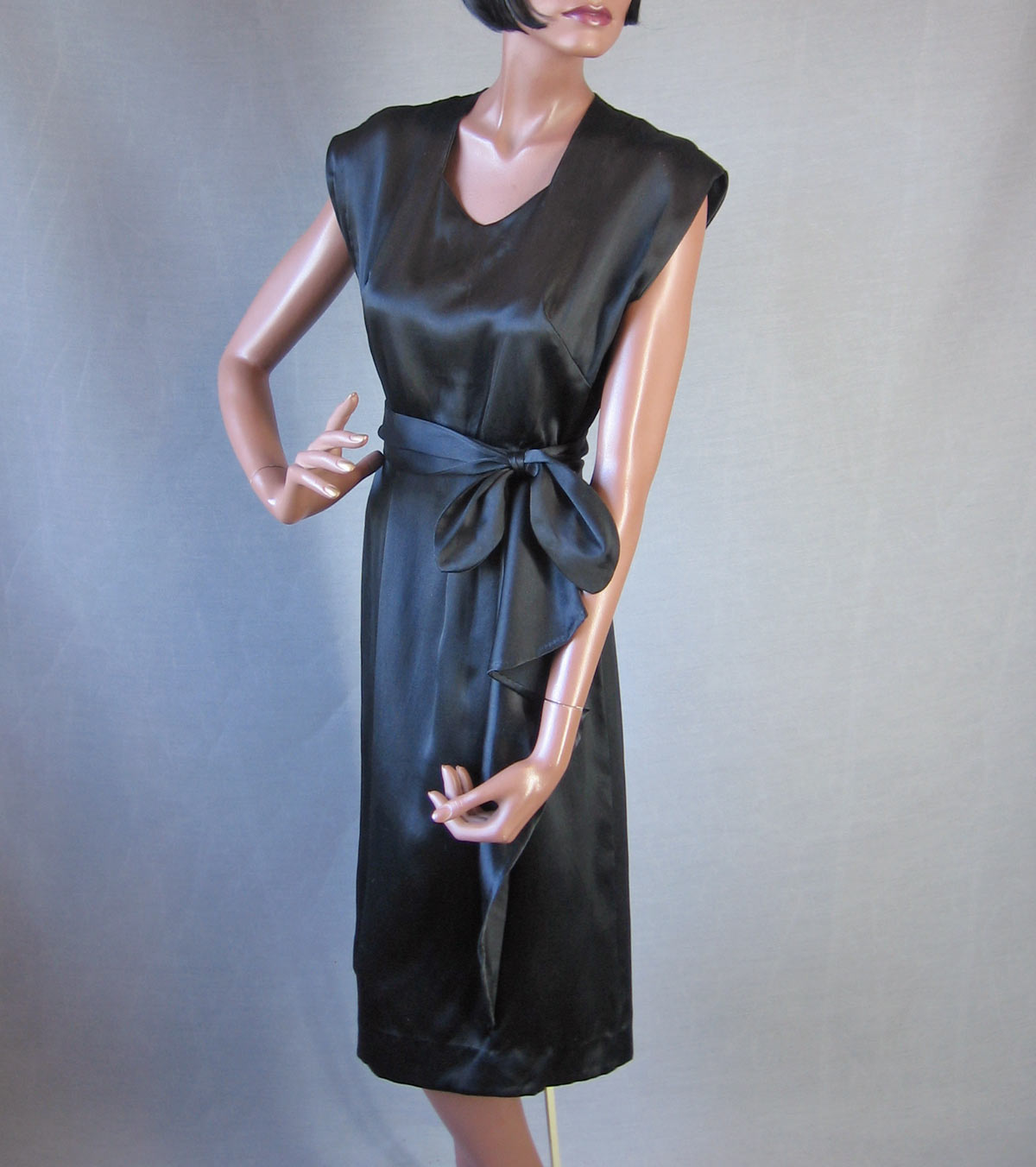 40s Women's Cocktail Dress Vintage 1940s Lbd Slinky Draped Black Silk Medium VFG