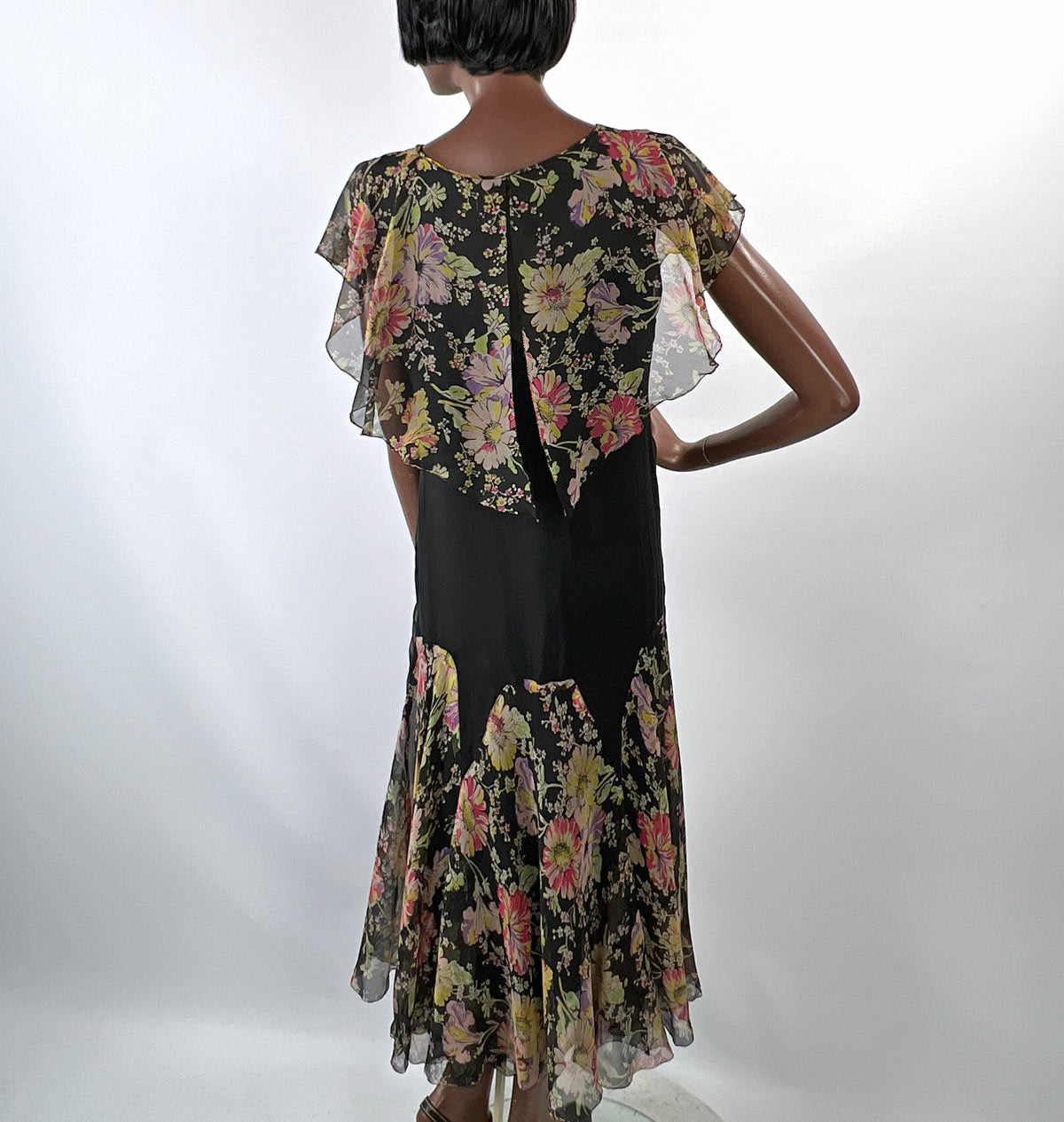 20s Flapper Dress Floral Chiffon Vintage Garden Party Capelet Collar Drop Waist Black VFG 20s Flapper Dress Floral Chiffon Vintage Garden Party Capelet Collar Drop Waist Black VFG