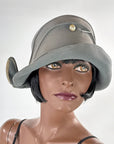 20s Brimmed Cloche Flapper Hat Gray Felt Pleated Large Marcasite Hatpin VFG