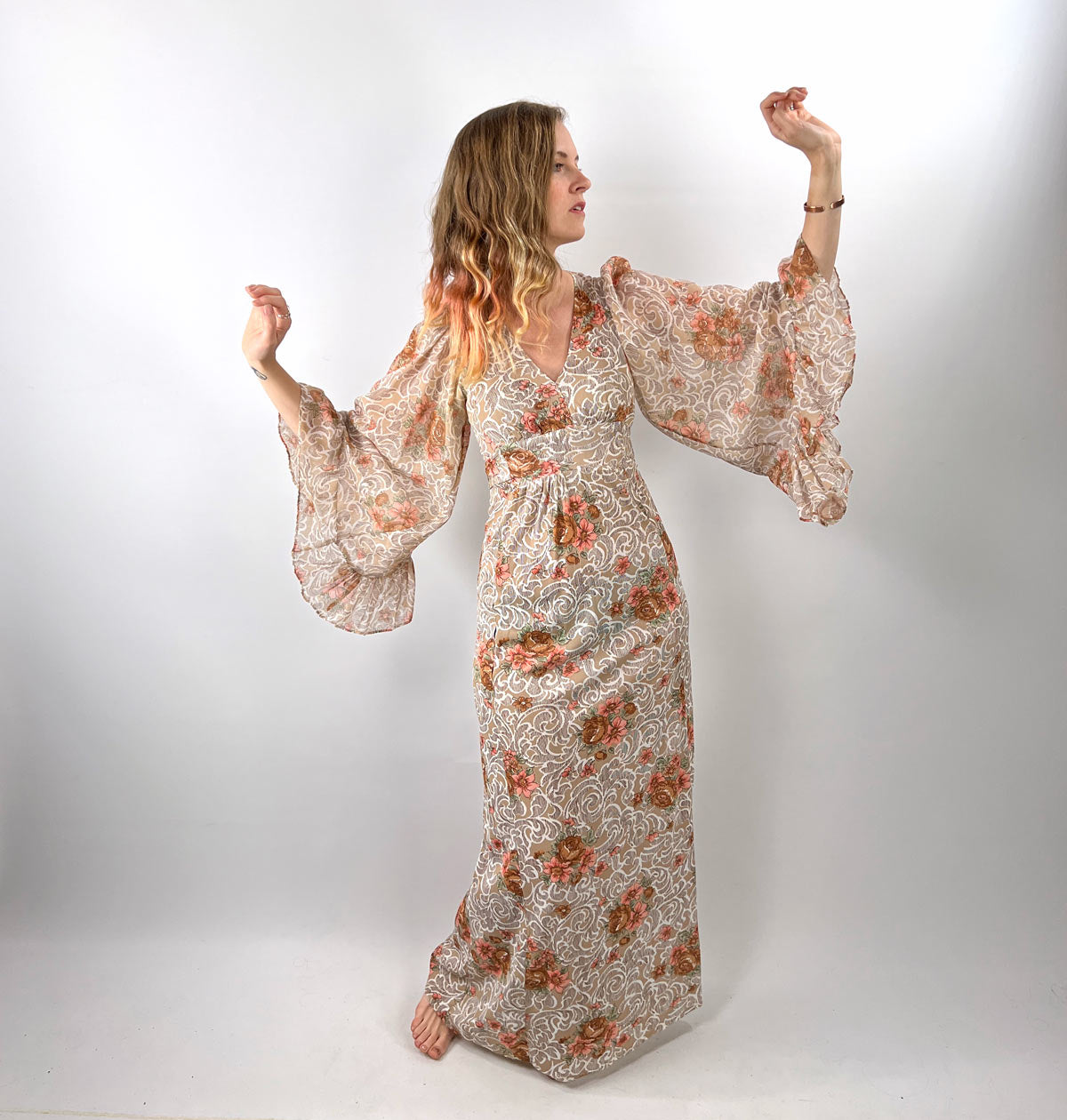 slim fit dress slacks 70s Maxi Dress Angel Sleeves Floral Print Festival Vintage Garden Party Milson California VFG S/Xs Ruffled