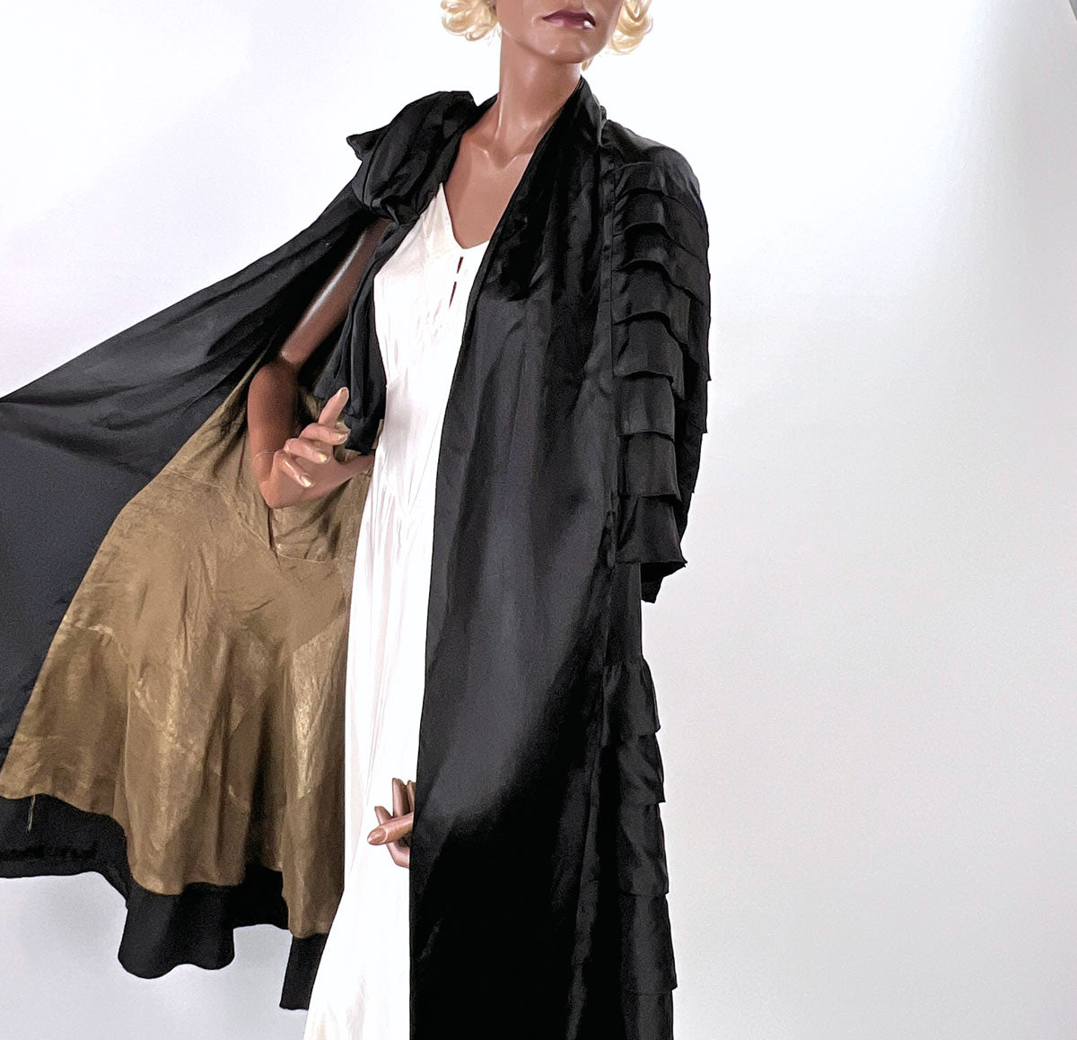 20s Cape Black Silk Satin Tiers Ruffles Vintage Flapper Gold Lamè Lining VFG