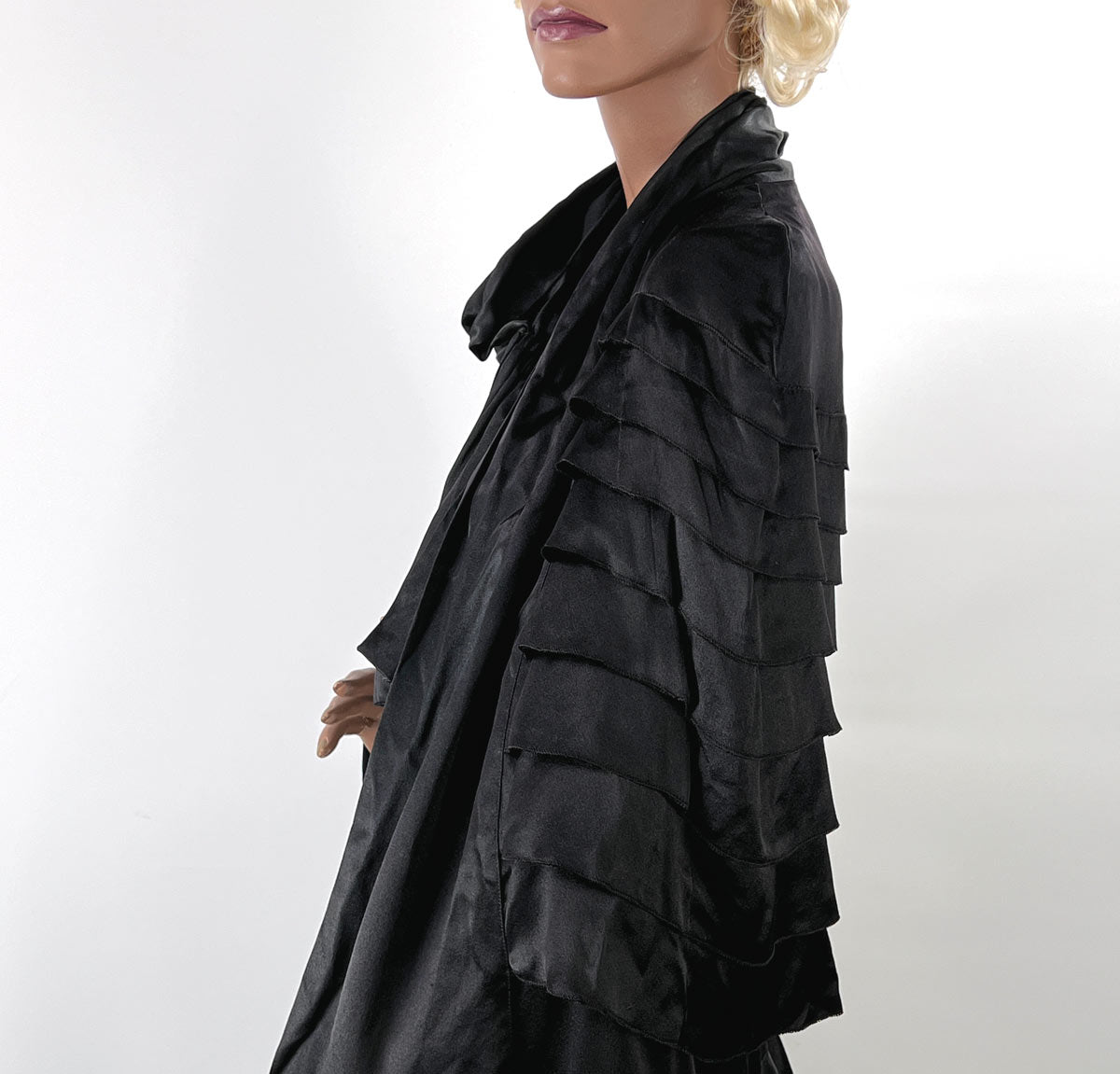 20s Cape Black Silk Satin Tiers Ruffles Vintage Flapper Gold Lamè Lining VFG
