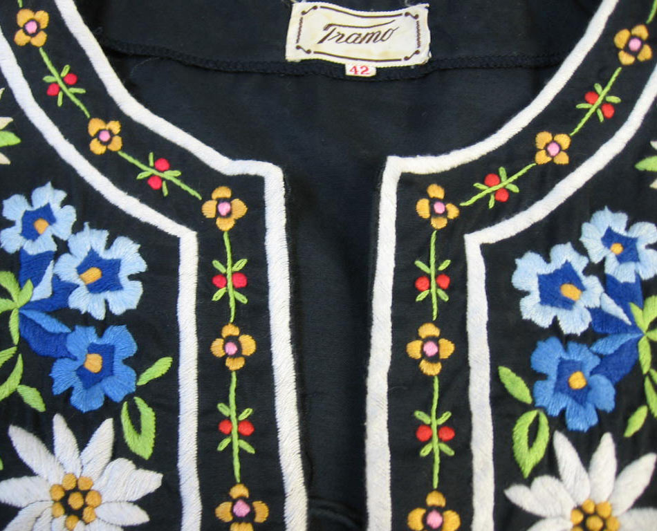 70s Women's Blouse Cottagecore Top Embroidered Vintage Boho Hippie Tunic S/M VFG Tramo