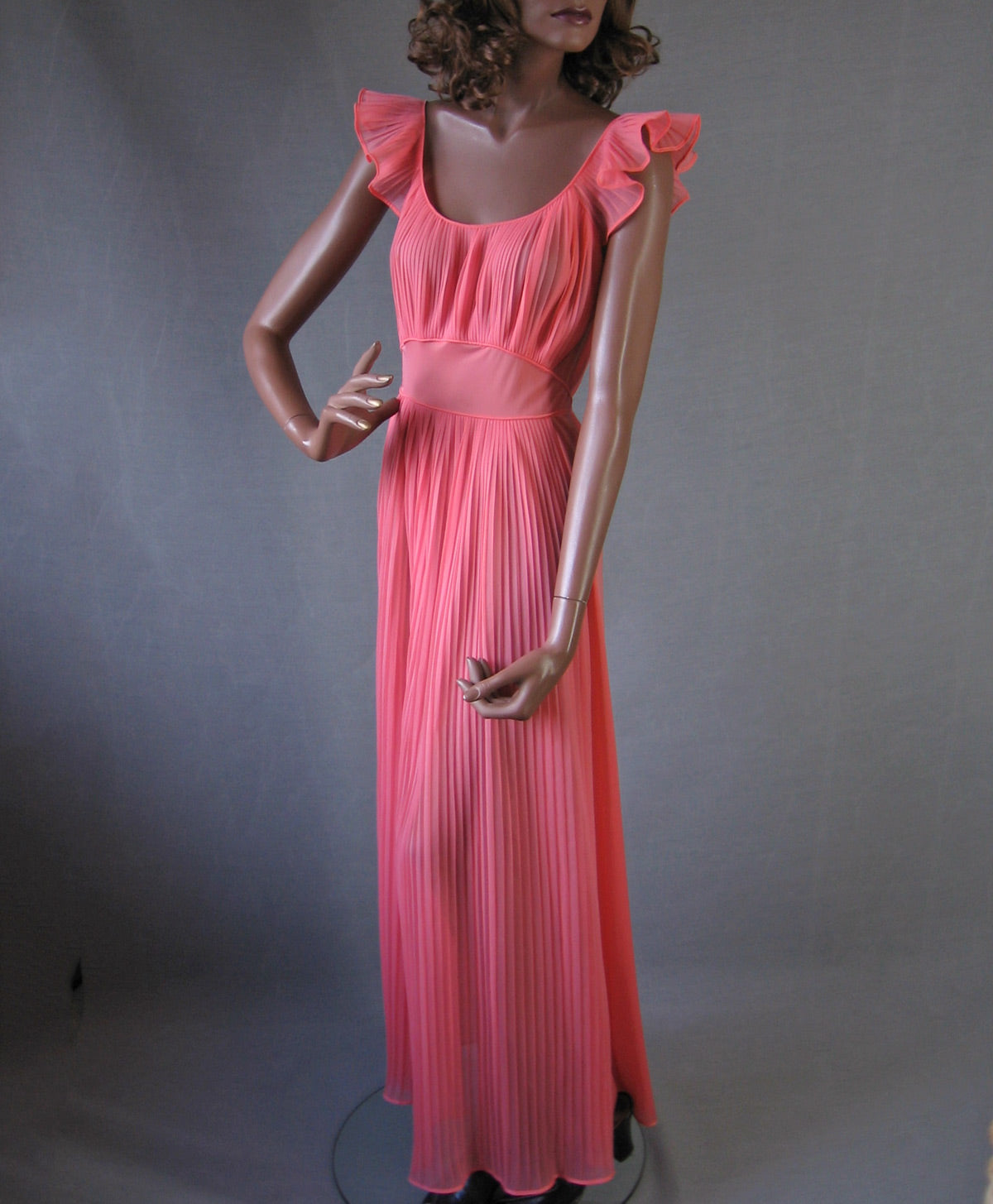 50s Vanity Fair Women's Nightgown Vintage Coral Pink Crystal Pleat Nightie Small VFG