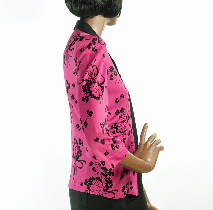 side view, 40s bright pink blose