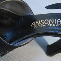 1940s  Ansonia logo label vintage platform heels
