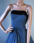 Vintage 50s Women's Dress Taffeta Full Skirt Dance Velvet Trim Medium VFG