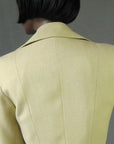 closer back view, shoulders of 50s light weight suit jacket