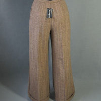 back view, wide legged vintage Bobbie Brooks pants