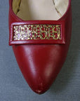 detail, embellishment on 50s pointed toe stilettos