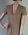 bodice with U-neck, 70s conservative designer dress