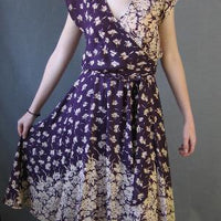 1970s cottagecore dress 30s style, purple and white floral prints