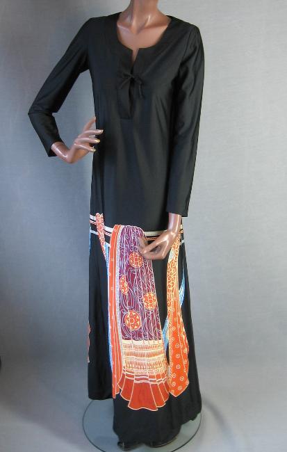 70s Maxi Dress Graphic Novelty Border Print Vintage Tori Richard Small VFG 70s Maxi Dress Graphic Novelty Border Print Vintage Tori Richard Small VFG
