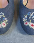 detail, embroidered toe box of vintage 50s heels