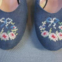 detail, embroidered toe box of vintage 50s heels