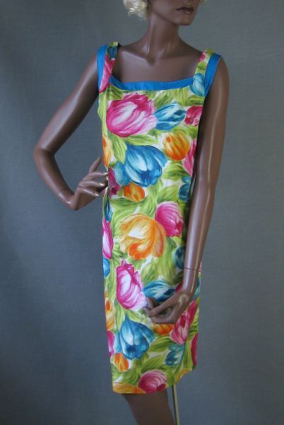 1950s vintage wiggle sun dress plus size