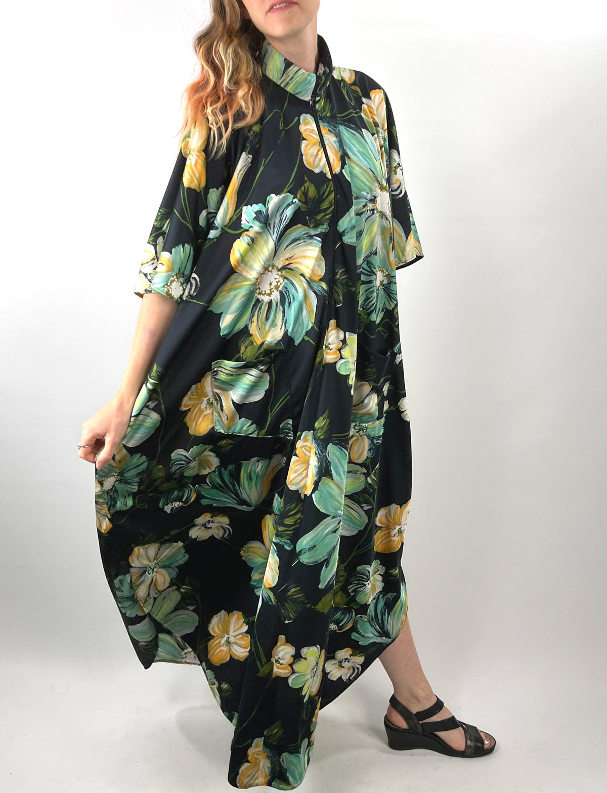 70s Caftan Vintage Mega Floral Jersey Alice of California VFG