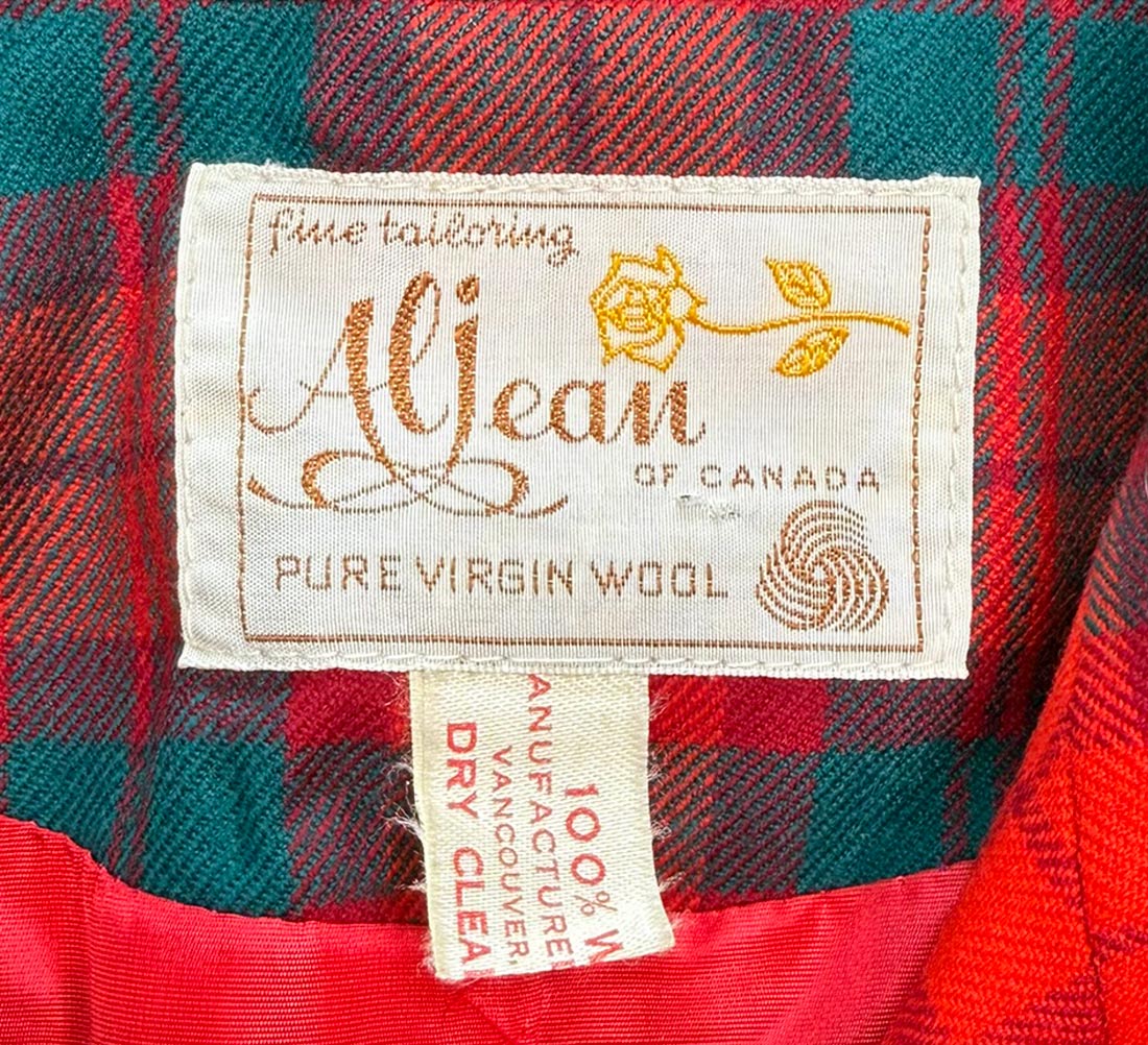Women&#39;s Vintage 60s Skirt Jacket Suit Set MacNab Tartan Plaid Scarf Kilt M Aljean Canada VFG