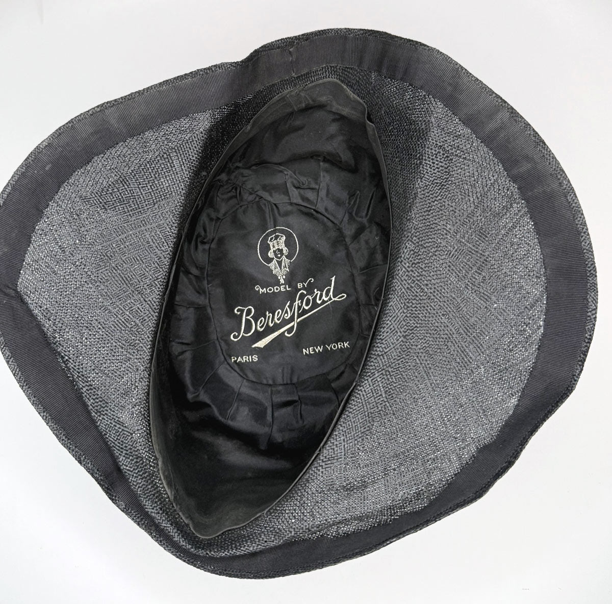Vintage 20s Hat Deep Cloche Brim Black Straw M/L Beresford VFG