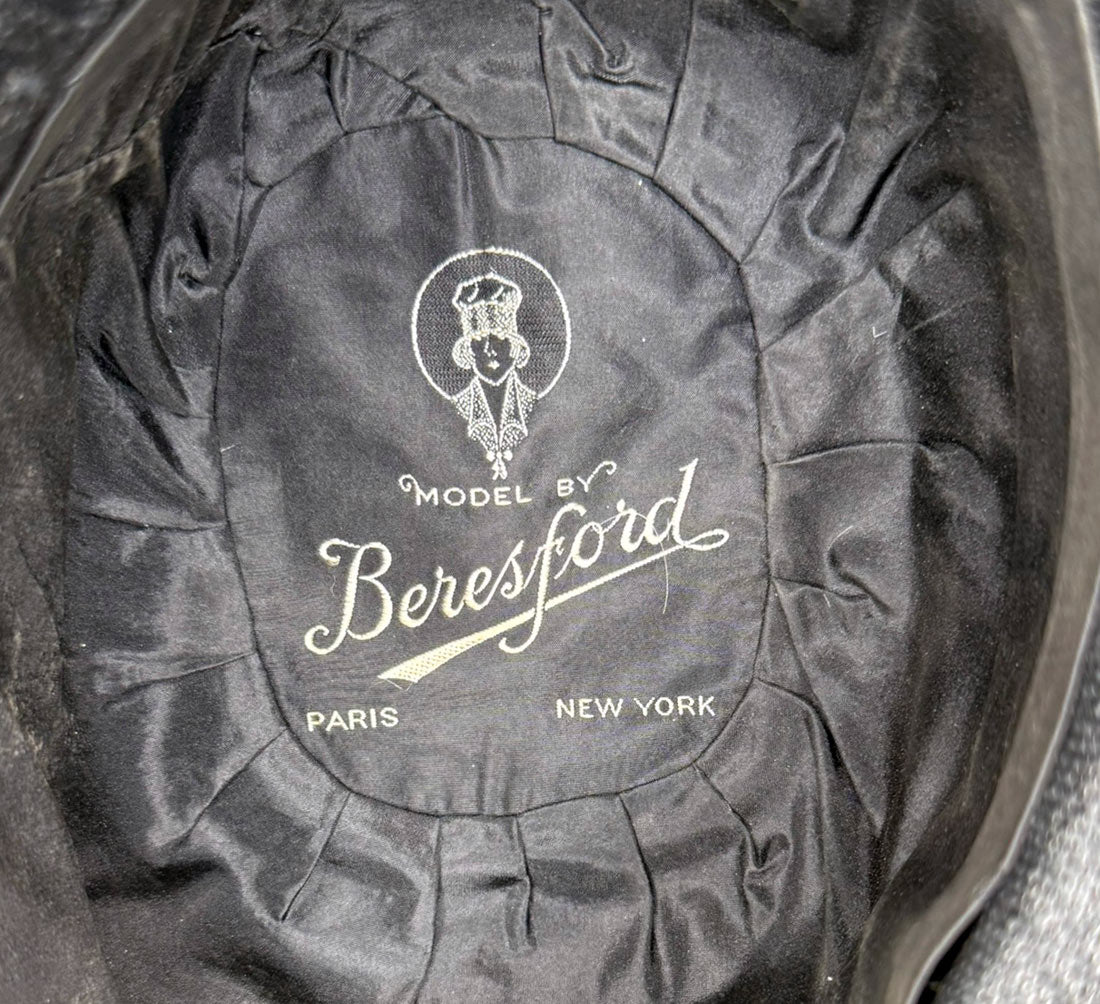 Vintage 20s Hat Deep Cloche Brim Black Straw M/L Beresford VFG