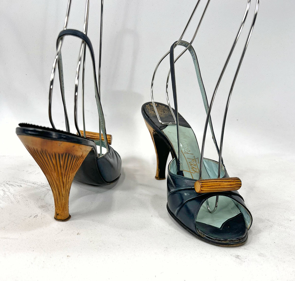 50s Open Toe Slingback Heels Vintage Shoes Carved Wood Trim