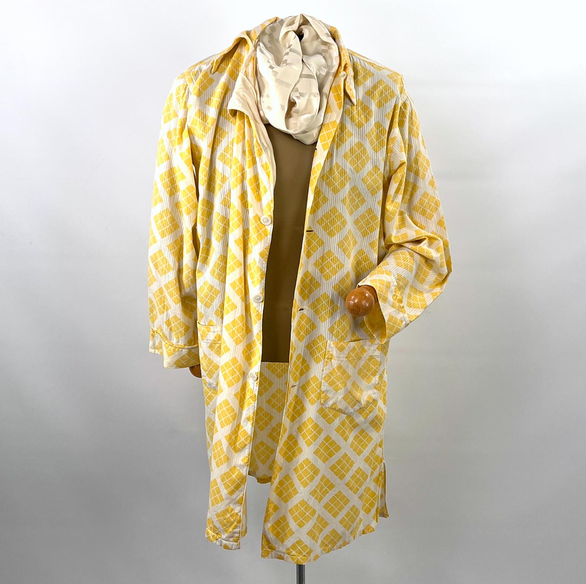 40s 50s Vintage Yellow Check Argyle Print Cotton Summer Robe Faultless Wilson Brothers VFG