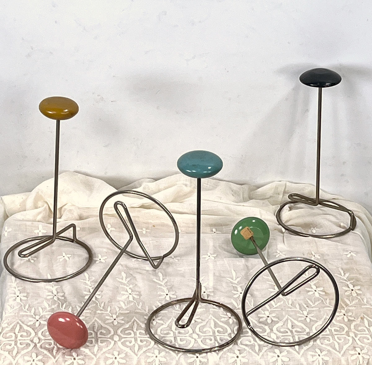 20s 30s Hat Display Stand Art Moderne Green &amp; Chrome Shelf Edge VFG