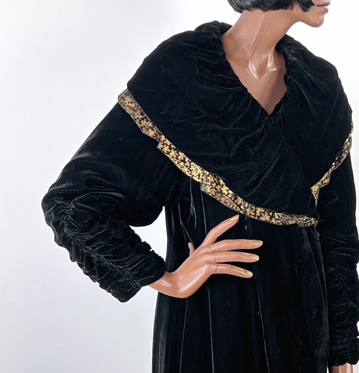 20s Vintage Evening Coat Silk Velvet Gold Lame Trim Dramatic Cocoon VFG