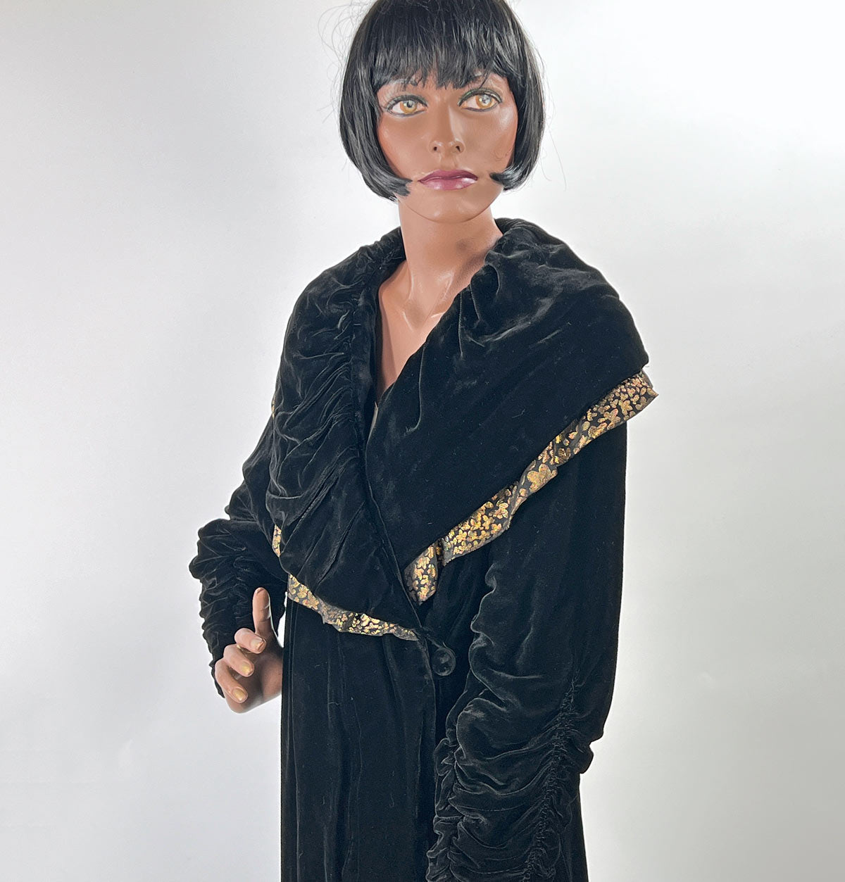 20s Vintage Evening Coat Silk Velvet Gold Lame Trim Dramatic Cocoon VFG