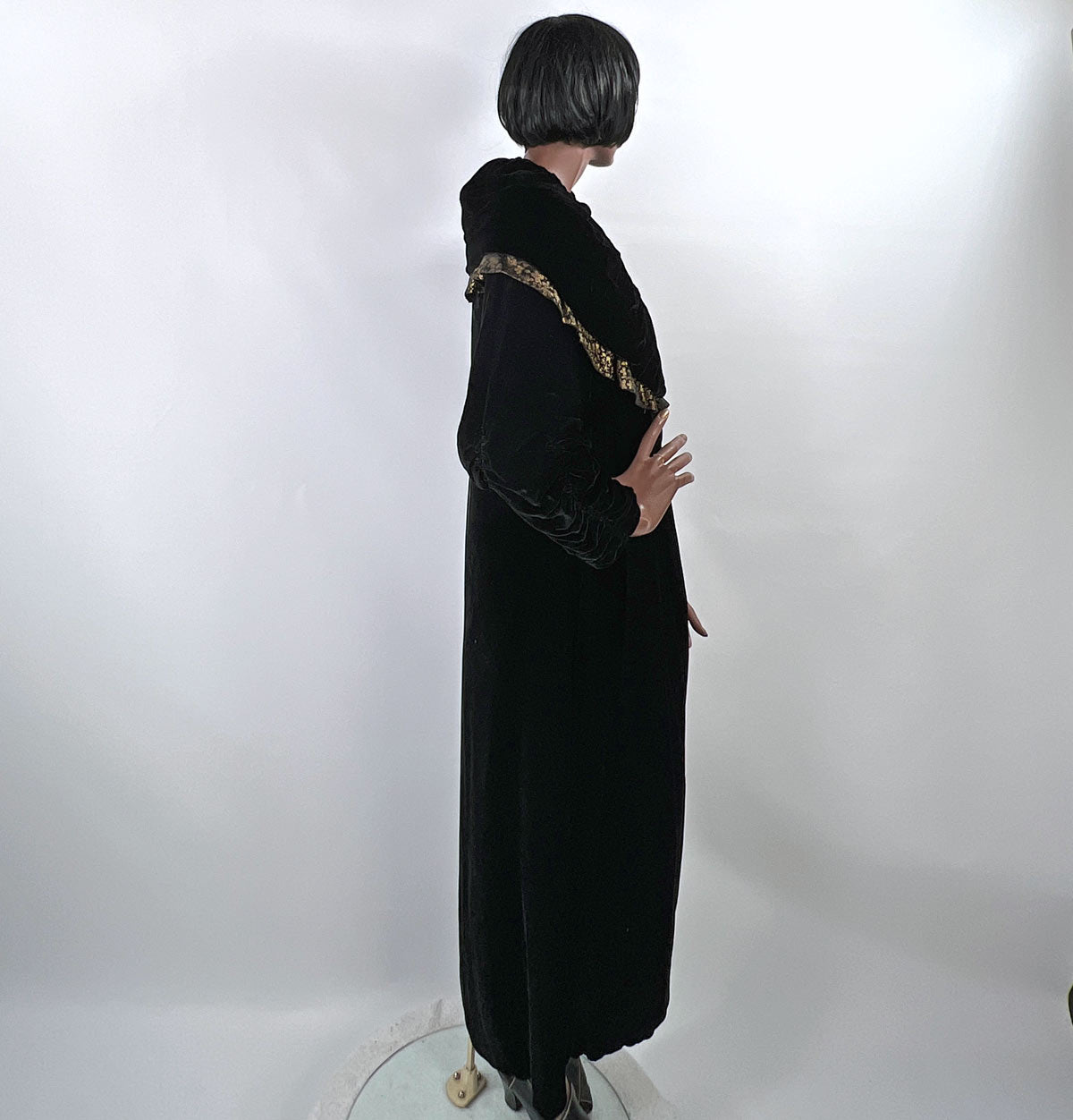 20s Vintage Evening Coat Silk Velvet Gold Lame Trim Dramatic Cocoon VFG