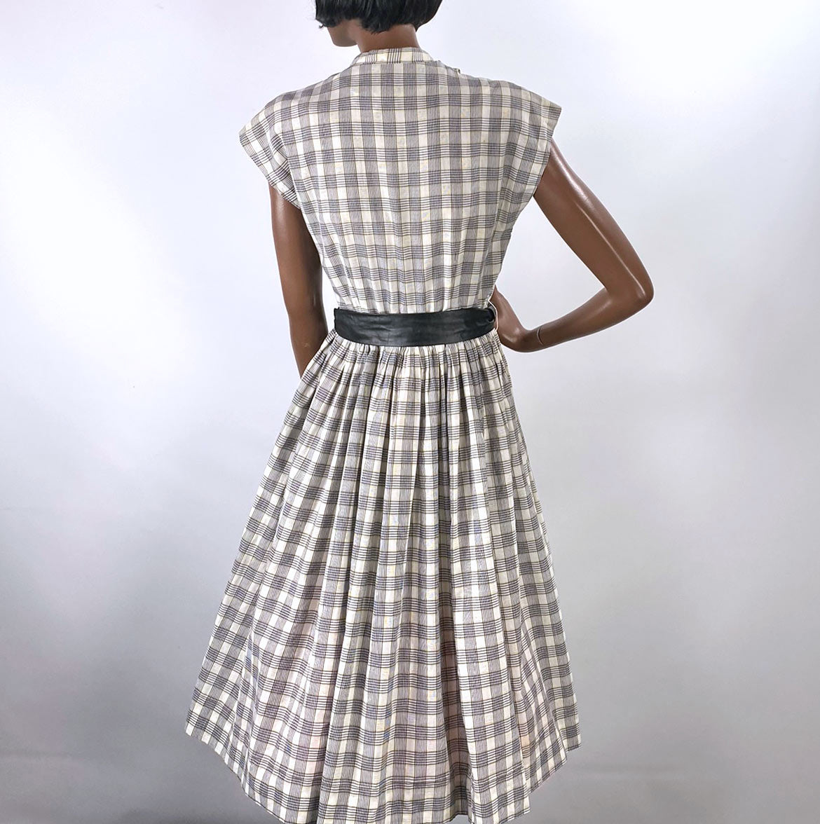 50s Vintage Summer Dress 60s Full Skirt Novelty Plaid Ruffle Front M/L Margo Walter VFG