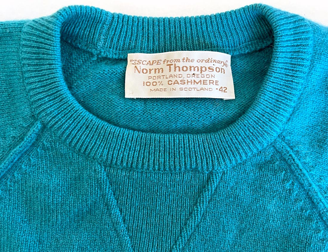 80s 90s Men&#39;s Pullover Sweater Turquoise Cashmere Large Norm Thompson VFG