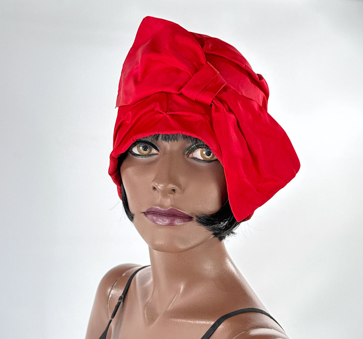 Vintage 60s Red Cloche Hat 20s Flapper Style Satin Bow VFG