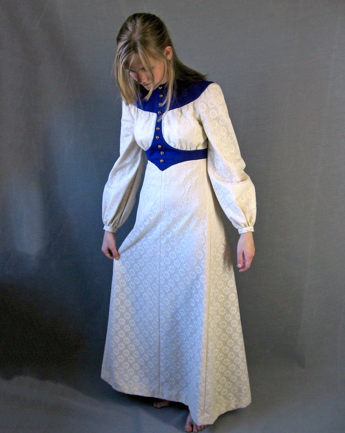 vintage cottagecore dresses 70s Dress Boho Bridgerton Gown Lace Maxi SCA Extra Small to Small VFG – Mags Rags Color:Steel Hand Block Printed Cotton This elegant robe fleurie no-returns:2026-06-25T15:30:00_2026-06-29T10:00:00