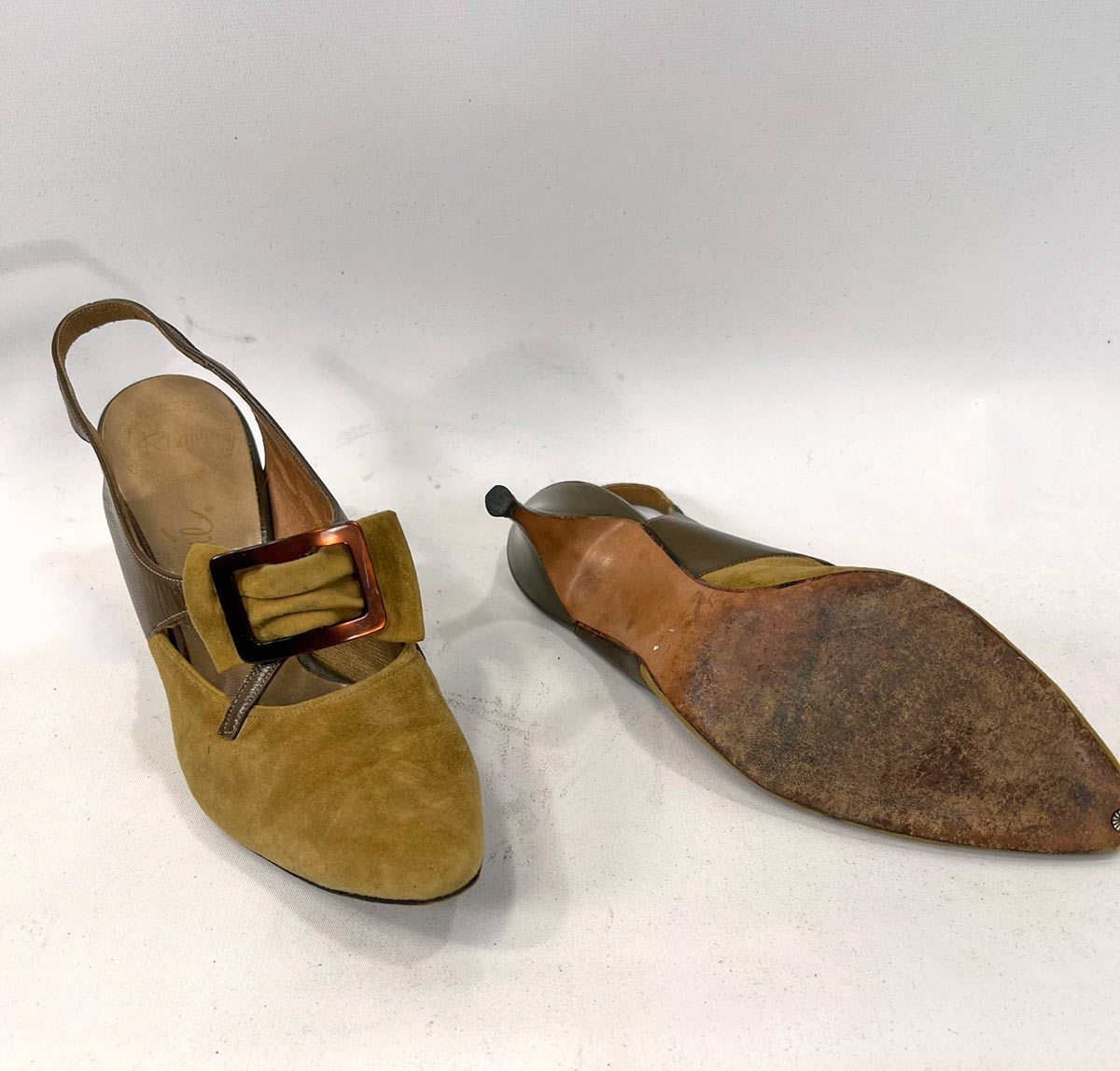 60s Vintage Buckled Stiletto Slingback Heels Olive Green Suede &amp; Leather Shoes Risque VFG