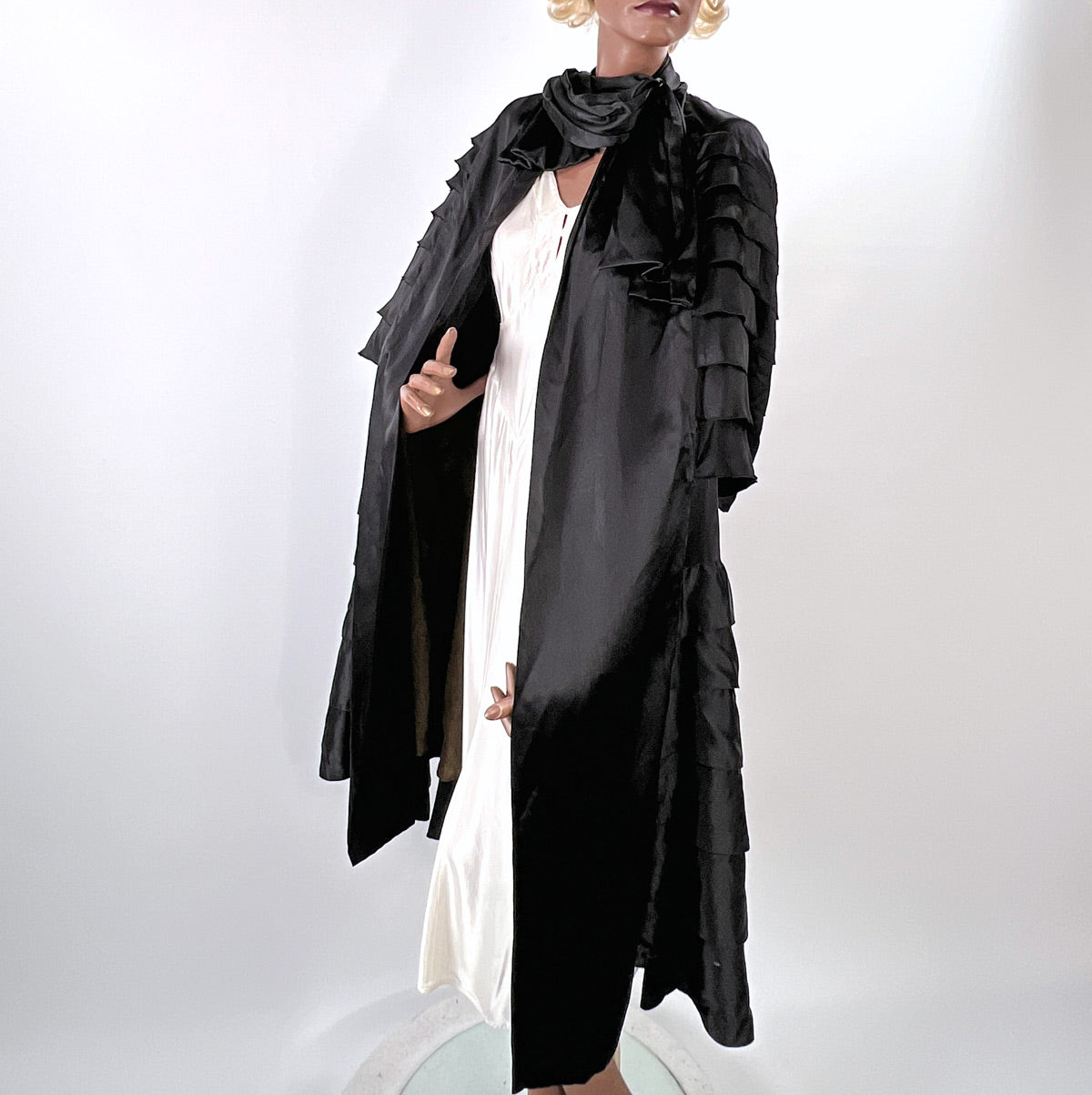 20s Cape Black Silk Satin Tiers Ruffles Gold Lamè Lining VFG