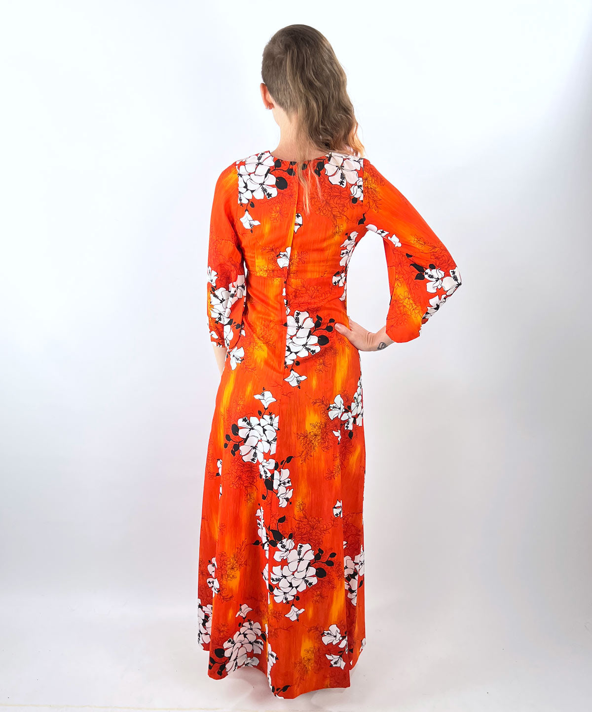 60s Maxi Dress Vintage Hawaiian Print Hibiscus Orange Xs Sa-Ne Hawaii VFG 60s Maxi Dress Vintage Hawaiian Print Hibiscus Orange Xs Sa-Ne Hawaii VFG