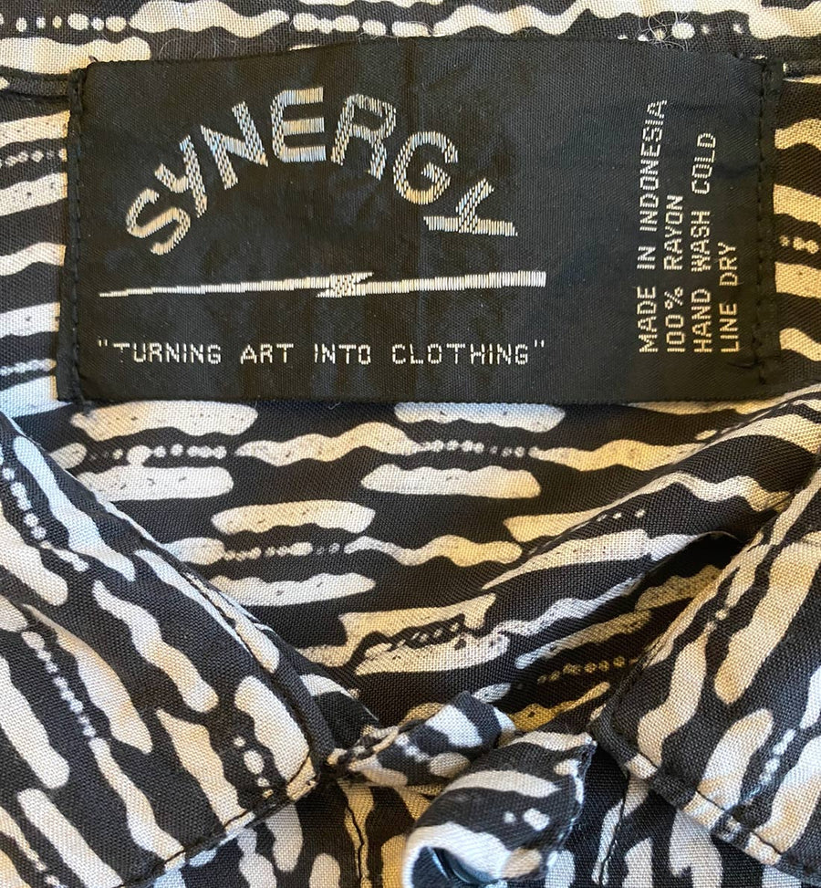 90s Vintage Oversized Men's Poet Shirt Black & White Batik Style Print  Synergy VFG