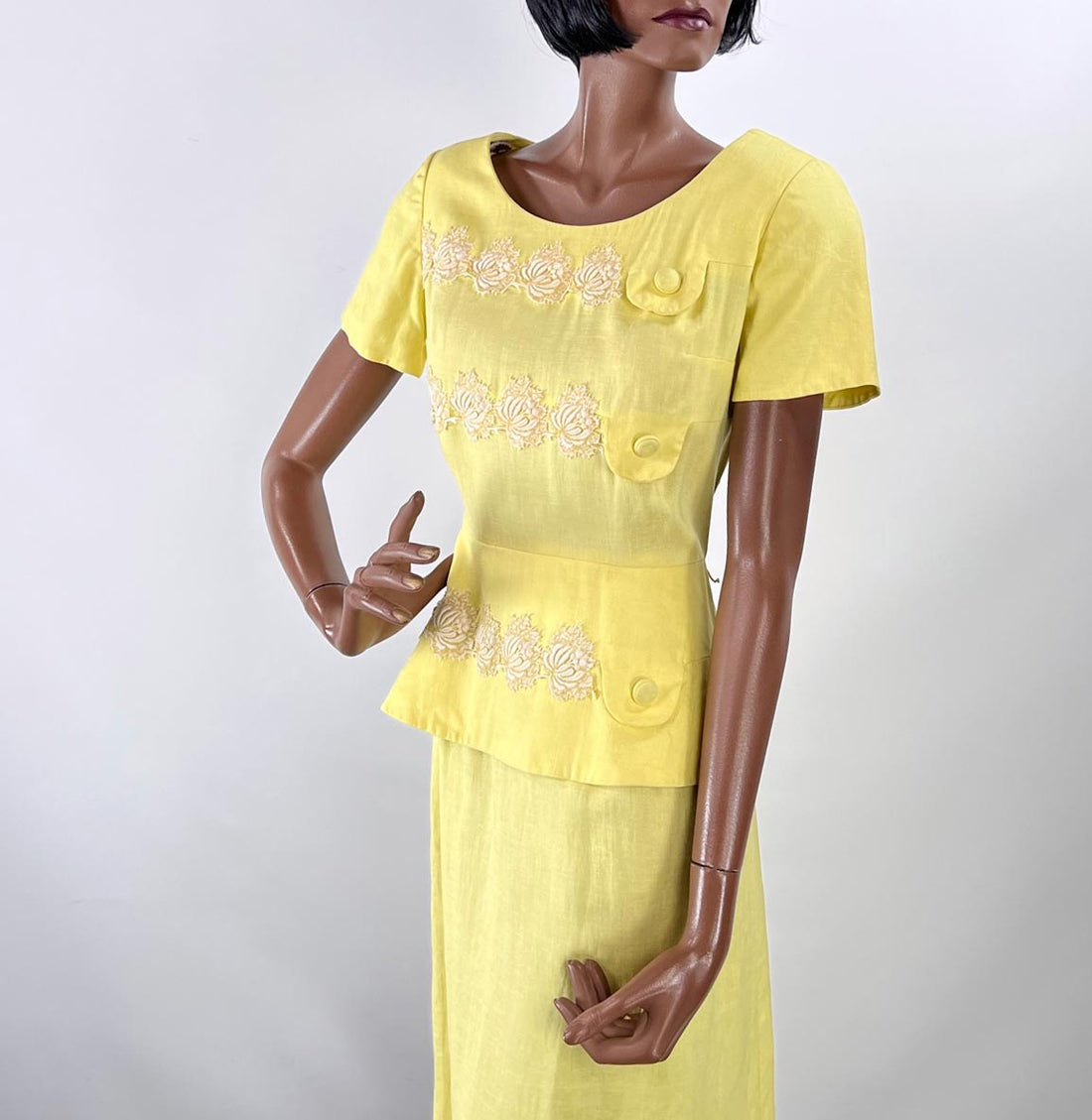 50s Yellow Fitted Dress Women's Vintage Peplum White Lace Accents Medium Grace da Pozzo VFG