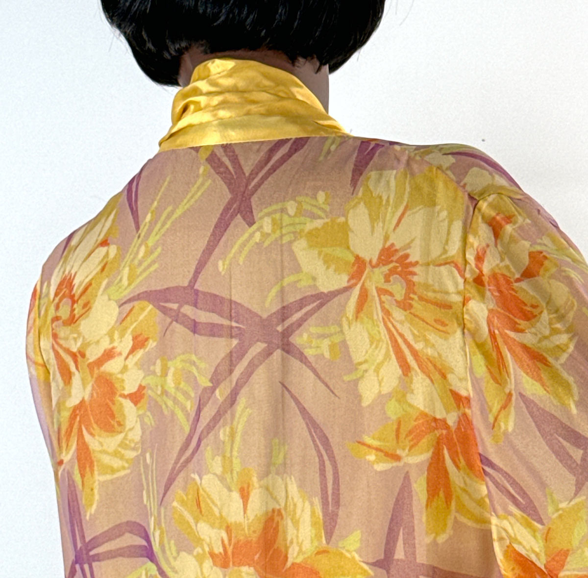 Vintage 20s Robe Yellow Gold Satin Floral Shimmer 30s Kimono Style VFG