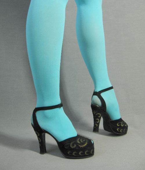 vintage 1940s peeptoe platform slingback heels