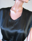 bodice of vintage 40s dressy silk dress