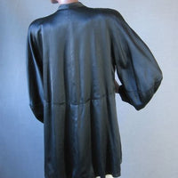 back of vintage 40s swing back womens jacket 