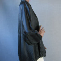 side of 40s swing jacket with kimono barrel sleeves