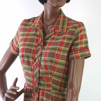 bodice of rockabilly plaid shirt waist dress