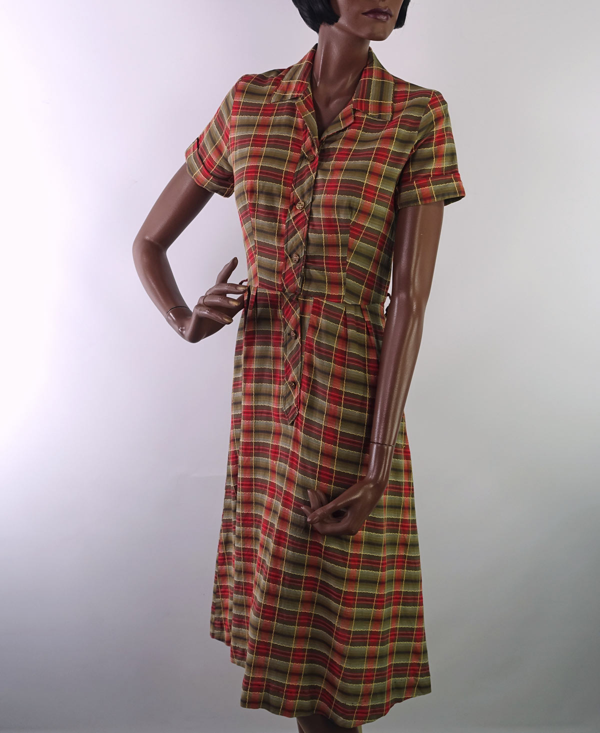 50s plaid dress in autumn colors, unbelted