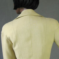 closer back view, shoulders of 50s light weight suit jacket