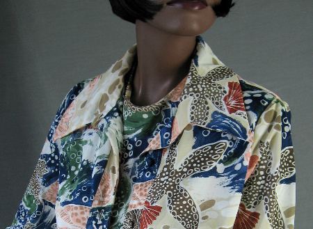 close up detail, 70s pointy oversized shirt collar